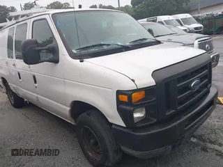 2011 Ford Econoline Cargo Commercial z VIN 1FTNE1EW6BDA91118, wystawiony jako IAAI lot #42266567 z przebiegiem 236 783 mil mil oraz . Historia ofert i sprzedaży dostępna na DreamBid. Obrazek 1.