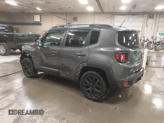 2016 Jeep Renegade Latitude with VIN ZACCJBBT5GPD69471, listed as a IAAI auction lot 40650863 with 137,944 mi miles. Bid and sale history available at carsss.com. Image 3.