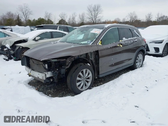 2019 Infiniti QX50 Luxe with VIN 3PCAJ5M30KF129797, listed as a IAAI auction lot 41479436 with 45,902 mi miles and . Bid and sale history available at DreamBid. Image 2.