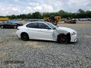 2018 Alfa Romeo Giulia Ti Sport with VIN ZARFAECN0J7597838, listed as a Copart auction lot 47893803 with 54,170 mi miles. Bid and sale history available at carsss.com. Image 10.