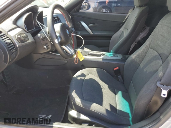 2008 BMW Z4 3.0i with VIN 4USBU33538LW75870, listed as a Copart auction lot 58054445 with 102,764 mi miles and Salvage title. Bid and sale history available at DreamBid. Image 7.