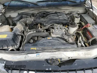 2005 Ford Explorer XLT z VIN 1FMZU63E05UA07368, wystawiony jako Copart lot #59665895 z przebiegiem 149 548 mil mil oraz Szkoda całkowita • Salvage title. Historia ofert i sprzedaży dostępna na DreamBid. Obrazek 12.