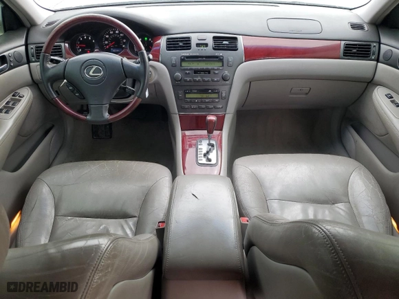 2003 Lexus ES 300 with VIN JTHBF30G030093871, listed as a Copart auction lot 51488855 with 262,201 mi miles and Salvage Title. Bid and sale history available at carsss.com. Image 8.