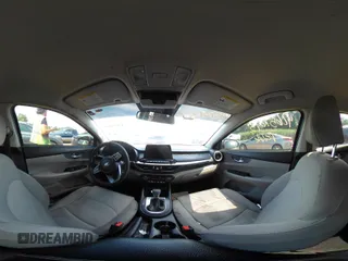 2019 Kia Forte LXS z VIN 3KPF24AD9KE131628, wystawiony jako IAAI lot #42657093 z przebiegiem 163 737 mil mil oraz . Historia ofert i sprzedaży dostępna na DreamBid. Obrazek 19.