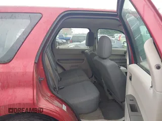 2012 Ford Escape XLS z VIN 1FMCU9C75CKB34585, wystawiony jako IAAI lot #42472033 z przebiegiem 184 695 mil mil oraz . Historia ofert i sprzedaży dostępna na DreamBid. Obrazek 8.