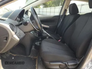 2011 Mazda 2 Sport z VIN JM1DE1HY1B0113087, wystawiony jako Copart lot #60428565 z przebiegiem 57 163 mil mil oraz Szkoda całkowita • Salvage title. Historia ofert i sprzedaży dostępna na DreamBid. Obrazek 7.
