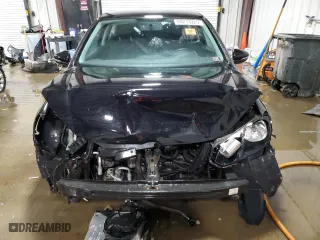 2010 Volkswagen Golf with VIN WVWBB7AJ1AW205473, listed as a Copart auction lot 88213325 with 0 mi miles and Salvage Title. Bid and sale history available at carsss.com. Image 5.