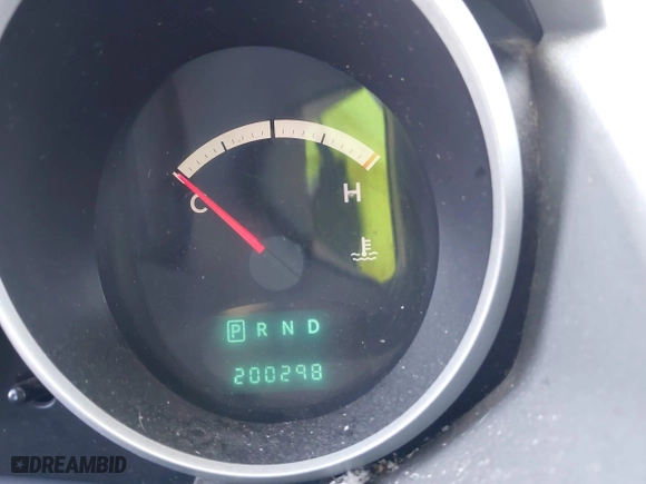 2010 Dodge Grand Caravan SE with VIN 2D4RN4DE6AR297369, listed as a IAAI auction lot 42036741 with 200,298 mi miles. Bid and sale history available at carsss.com. Image 7.