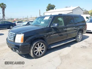 2005 Cadillac Escalade ESV z VIN 3GYFK66N15G172769, wystawiony jako IAAI lot #39249998 z przebiegiem 228 569 mil mil oraz . Historia ofert i sprzedaży dostępna na DreamBid. Obrazek 2.