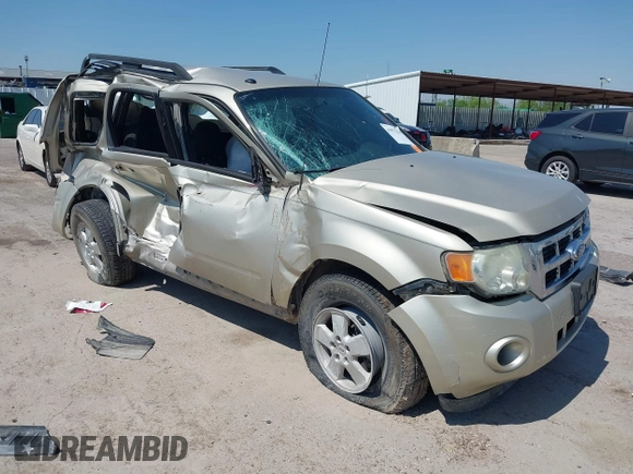 2012 Ford Escape XLT z VIN 1FMCU0DG6CKB90979, wystawiony jako IAAI lot #41972124 z przebiegiem Nie podano mil oraz . Historia ofert i sprzedaży dostępna na DreamBid. Obrazek 1.