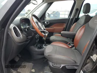 2016 FIAT 500L Trekking with VIN ZFBCFADHXGZ037485, listed as a Copart auction lot 54083385 with 95,678 mi miles and Clean Title. Bid and sale history available at carsss.com. Image 7.