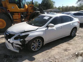2013 Nissan Altima SV with VIN 1N4BL3AP0DC250670, listed as a IAAI auction lot 41988392 with 133,934 mi miles and . Bid and sale history available at DreamBid. Image 2.