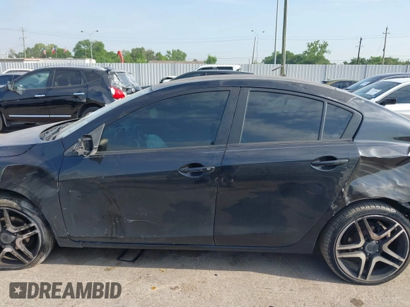 2012 Mazda 3 i Touring with VIN JM1BL1V7XC1657110, listed as a IAAI auction lot 42051095 with 120,695 mi miles and . Bid and sale history available at DreamBid. Image 14.
