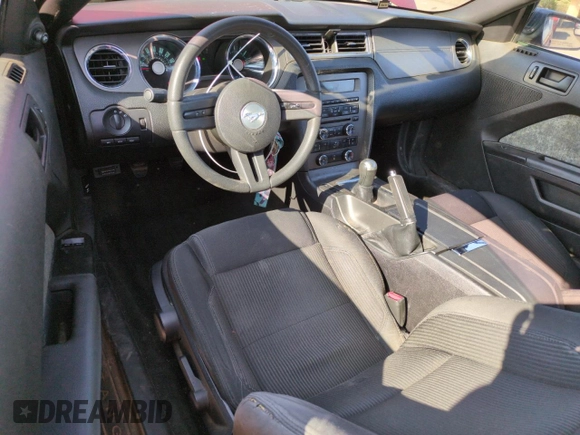 2012 Ford Mustang Premium с VIN 1ZVBP8AM0C5265025, выставлен на аукционе Copart как лот 59537985 с пробегом 101 435 миль миль и Списание • Salvage title. История ставок и продаж доступна на DreamBid. Изображение 8.