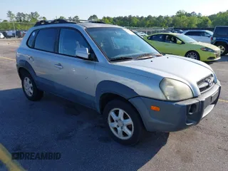 2005 Hyundai Tucson GLS with VIN KM8JN12D65U244033, listed as a IAAI auction lot 41998302 with 219,205 mi miles. Bid and sale history available at carsss.com. Image 1.
