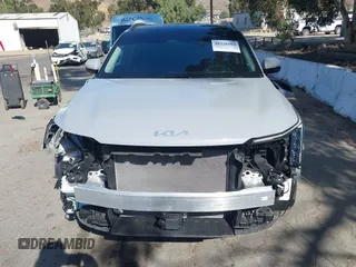 2025 Kia Sorento S z VIN 5XYRL4JC4SG324838, wystawiony jako IAAI lot #42328103 z przebiegiem 9 253 mil mil oraz . Historia ofert i sprzedaży dostępna na DreamBid. Obrazek 13.
