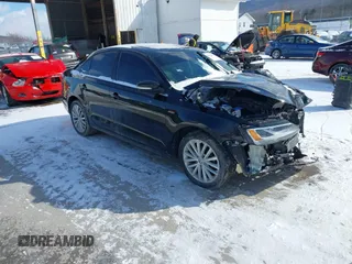 2011 Volkswagen Jetta SEL с VIN 3VWLZ7AJ1BM370826, выставлен на аукционе IAAI как лот 41563650 с пробегом 113 330 миль миль и . История ставок и продаж доступна на DreamBid. Изображение 1.
