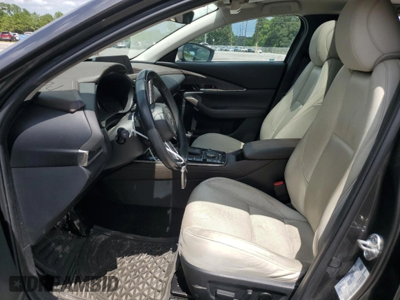 2020 Mazda CX-30 Premium with VIN 3MVDMAEM1LM100566, listed as a Copart auction lot 64261844 with 41,221 mi miles and Salvage title. Bid and sale history available at DreamBid. Image 7.