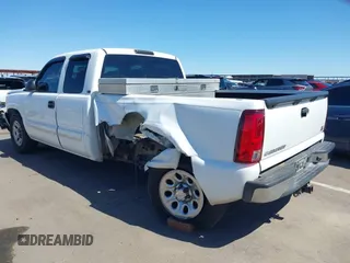 2006 Chevrolet Silverado 1500 LT1 with VIN 1GCEC19TX6Z130145, listed as a IAAI auction lot 41831016 with 122,540 mi miles and . Bid and sale history available at DreamBid. Image 3.