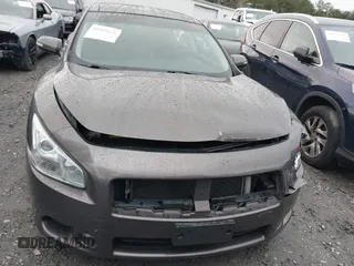 2013 Nissan Maxima SV z VIN 1N4AA5AP5DC819199, wystawiony jako IAAI lot #41519631 z przebiegiem 122 934 mil mil oraz . Historia ofert i sprzedaży dostępna na DreamBid. Obrazek 12.