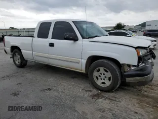 2005 Chevrolet Silverado 1500 LS z VIN 2GCEC19T551358173, wystawiony jako Copart lot #54728615 z przebiegiem 177 799 mil mil oraz Szkoda całkowita • Salvage title. Historia ofert i sprzedaży dostępna na DreamBid. Obrazek 4.
