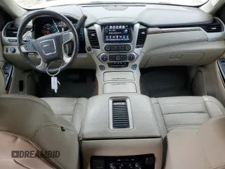 2019 GMC Yukon XL Denali with VIN 1GKS1HKJ1KR132018, listed as a Copart auction lot 49337035 with 73,216 mi miles and Salvage Title. Bid and sale history available at carsss.com. Image 8.