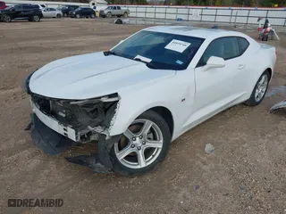 2019 Chevrolet Camaro 1LT with VIN 1G1FB1RS8K0158029, listed as a IAAI auction lot 41039740 with 141,172 mi miles. Bid and sale history available at carsss.com. Image 2.