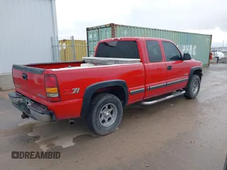 2000 Chevrolet Silverado 1500 LT with VIN 1GCEK19T8YE149256, listed as a IAAI auction lot 42170413 with 239,599 mi miles and . Bid and sale history available at DreamBid. Image 4.