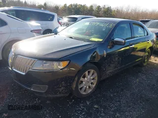 2012 Lincoln MKZ z VIN 3LNHL2GC6CR813803, wystawiony jako IAAI lot #41765231 z przebiegiem 183 292 mil mil oraz . Historia ofert i sprzedaży dostępna na DreamBid. Obrazek 2.