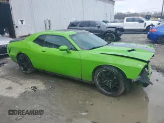 2017 Dodge Challenger SXT z VIN 2C3CDZAG2HH600998, wystawiony jako Copart lot #53380725 z przebiegiem 90 056 mil mil oraz Szkoda całkowita • Salvage title. Historia ofert i sprzedaży dostępna na DreamBid. Obrazek 4.