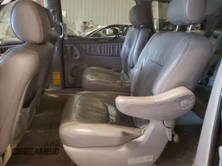 2008 Toyota Sienna XLE with VIN 5TDZK22C18S185799, listed as a Copart auction lot 53516245 with 159,634 mi miles and Non Repairable. Bid and sale history available at DreamBid. Image 11.