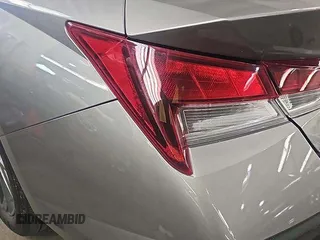 2024 Hyundai Elantra SEL z VIN KMHLM4DG8RU636246, wystawiony jako IAAI lot #42808858 z przebiegiem 37 872 mil mil oraz . Historia ofert i sprzedaży dostępna na DreamBid. Obrazek 26.