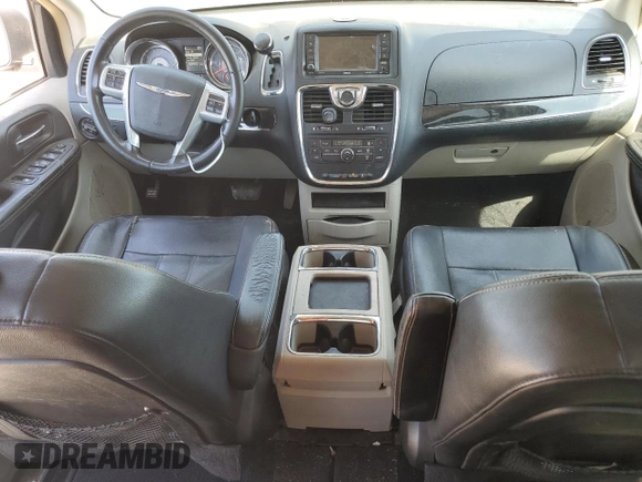 2013 Chrysler Town & Country Touring with VIN 2C4RC1BG9DR775052, listed as a Copart auction lot 56229635 with 222,720 mi miles and Clean Title. Bid and sale history available at DreamBid. Image 8.