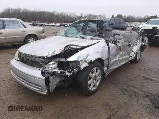 2002 Toyota Avalon XL with VIN 4T1BF28B02U223624, listed as a Copart auction lot 34912751 with 0 mi miles and Non Repairable. Bid and sale history available at carsss.com. Image 2.