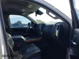 2015 Chevrolet Silverado 1500 LTZ with VIN 3GCUKSEC6FG435135, listed as a IAAI auction lot 41680508 with 207,386 mi miles. Bid and sale history available at carsss.com. Image 5.