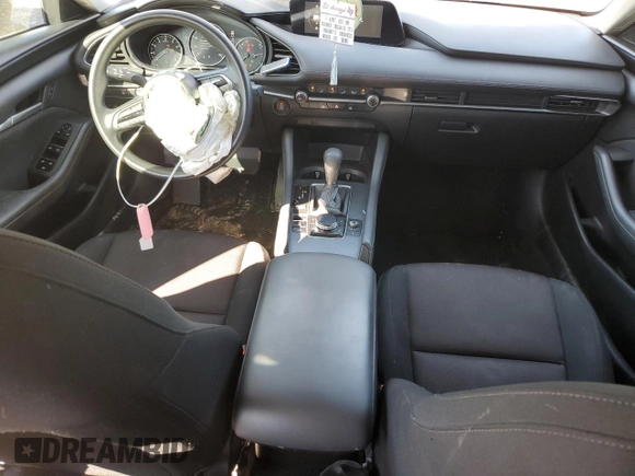 2021 Mazda 3 2.0 with VIN JM1BPAA73M1328390, listed as a Copart auction lot 44385695 with 58,467 mi miles and Salvage Title. Bid and sale history available at DreamBid. Image 8.