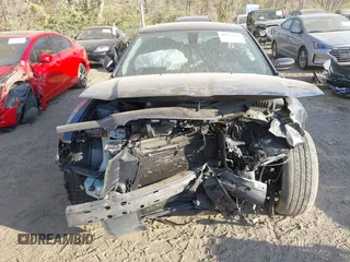 2016 Chrysler 300 Limited with VIN 2C3CCAAG2GH123881, listed as a IAAI auction lot 40713271 with 185,812 mi miles. Bid and sale history available at carsss.com. Image 12.