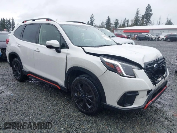 2022 Subaru Forester Sport with VIN JF2SKAJC5NH509075, listed as a IAAI auction lot 41977015 with 35,872 mi miles. Bid and sale history available at carsss.com. Image 1.