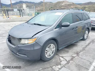 2014 Honda Odyssey LX with VIN 5FNRL5H28EB101376, listed as a IAAI auction lot 41772529 with 122,504 mi miles. Bid and sale history available at carsss.com. Image 17.