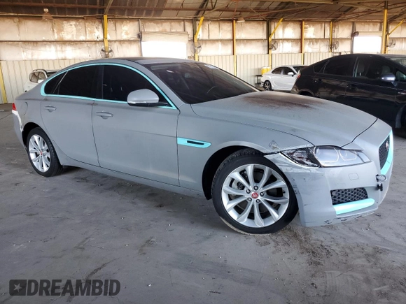 2017 Jaguar XF 20d Premium with VIN SAJBD4BN1HCY45593, listed as a Copart auction lot 67972354 with 55,710 mi miles and Salvage Title. Bid and sale history available at carsss.com. Image 4.