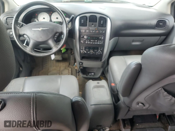2006 Chrysler Town & Country LWB Touring with VIN 2A8GP54L66R642306, listed as a Copart auction lot 73959874 with 265,708 mi miles and Clean Title. Bid and sale history available at carsss.com. Image 8.