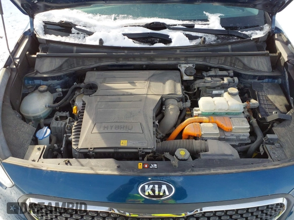 2018 Kia Niro LX with VIN KNDCB3LC3J5210563, listed as a IAAI auction lot 41570690 with 102,613 mi miles. Bid and sale history available at carsss.com. Image 10.