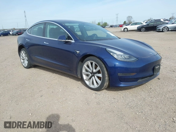 2018 Tesla Model 3 Long Range Battery z VIN 5YJ3E1EB7JF088224, wystawiony jako IAAI lot #42097665 z przebiegiem Nie podano mil oraz . Historia ofert i sprzedaży dostępna na DreamBid. Obrazek 1.