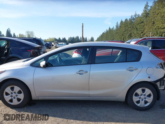 2018 Kia Forte5 LX with VIN KNAFK5A87J5772647, listed as a IAAI auction lot 42003515 with 72,361 mi miles. Bid and sale history available at carsss.com. Image 15.