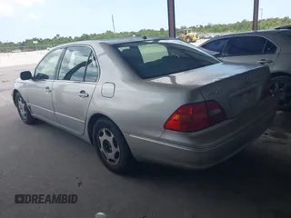 2001 Lexus LS 430 with VIN JTHBN30F010016733, listed as a IAAI auction lot 42240794 with 189,773 mi miles and . Bid and sale history available at DreamBid. Image 3.