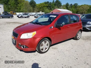 2009 Chevrolet Aveo 2LT z VIN KL1TG66E99B662070, wystawiony jako Copart lot #56464895 z przebiegiem 119 694 mil mil oraz Czysty tytuł • Clean title. Historia ofert i sprzedaży dostępna na DreamBid. Obrazek 1.