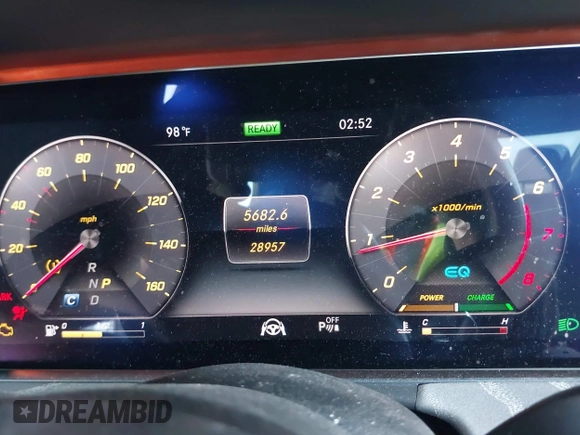 2019 Mercedes-Benz CLS 450 with VIN WDD2J5JB3KA027716, listed as a IAAI auction lot 40065799 with 28,957 mi miles and . Bid and sale history available at DreamBid. Image 7.