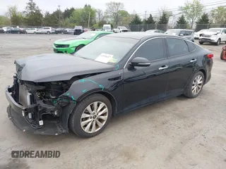 2018 Kia Optima EX z VIN 5XXGU4L39JG237859, wystawiony jako IAAI lot #42050417 z przebiegiem 89 066 mil mil oraz . Historia ofert i sprzedaży dostępna na DreamBid. Obrazek 2.