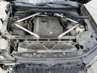 2022 BMW X7 xDrive40i z VIN 5UXCW2C01N9J33094, wystawiony jako Copart lot #57254975 z przebiegiem 26 145 mil mil oraz Szkoda całkowita • Salvage title. Historia ofert i sprzedaży dostępna na DreamBid. Obrazek 12.