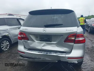 2014 Mercedes-Benz M 350 with VIN 4JGDA5HB6EA366706, listed as a IAAI auction lot 42519085 with 131,638 mi miles and . Bid and sale history available at DreamBid. Image 16.